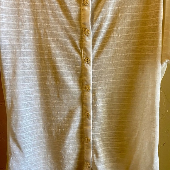 Romy Sheer Cream Blouse- Button Up Back Size Small - Picture 4 of 6